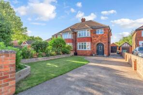 2, Langley Place, Cleethorpes DN35 0ES