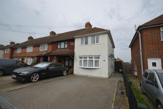 2-bed terraced on Buckwoods Road, Braintree, Essex, CM7, £285,000