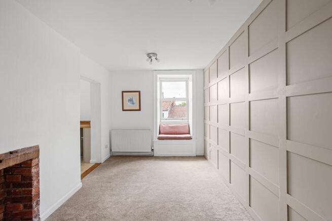 2 bed Flat for sale Image 6