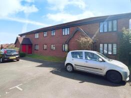 18, Anita Avenue, Tipton DY4 7XH
