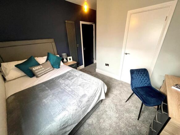Room 2 (4)