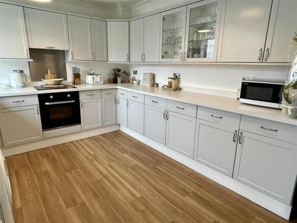 Kitchen/Breakfast Room