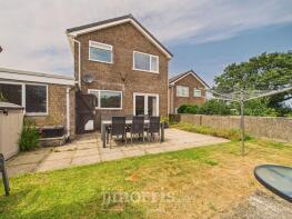 12, Masefield Drive, Haverfordwest SA61 1RZ
