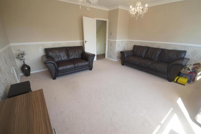 Lounge / Dining Room