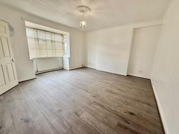 3 bed End of Terrace for sale Image 4