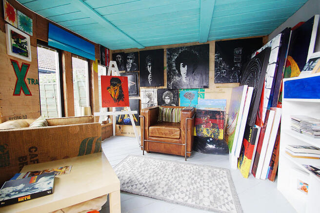 Photo 11