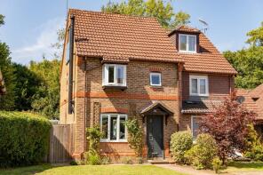 9, Swans Ghyll, Forest Row RH18 5PA