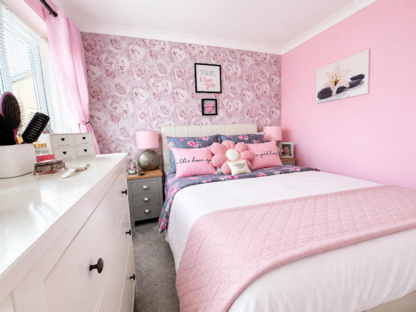 2 bed Semi-Detached for sale Image 12