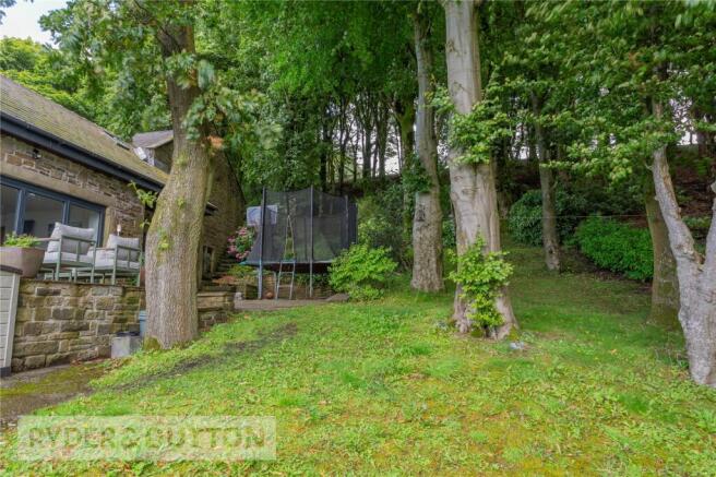 Side/Rear Garden