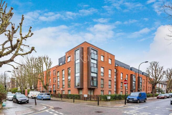 waites court, priory road NW6 3BD-2.jpg