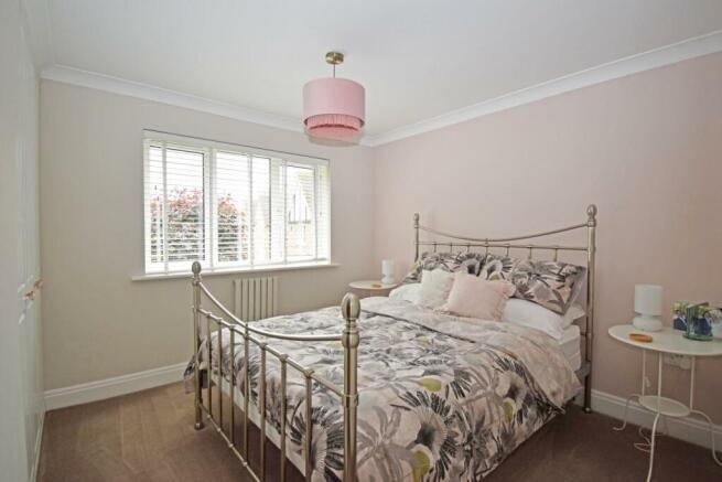 32 Pear Tree Way, bed 3.jpg