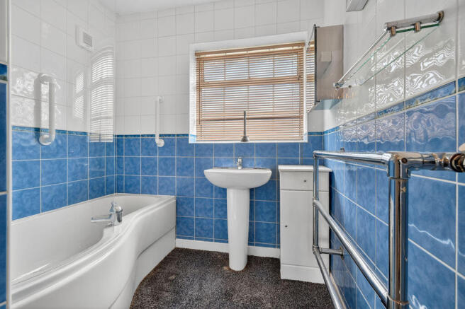 3 bed Semi-Detached for sale Image 10