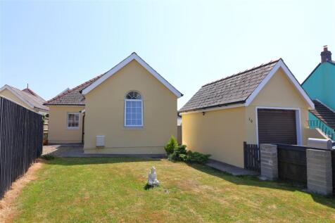 Chestnut Tree Drive, Johnston, Haverfordwest