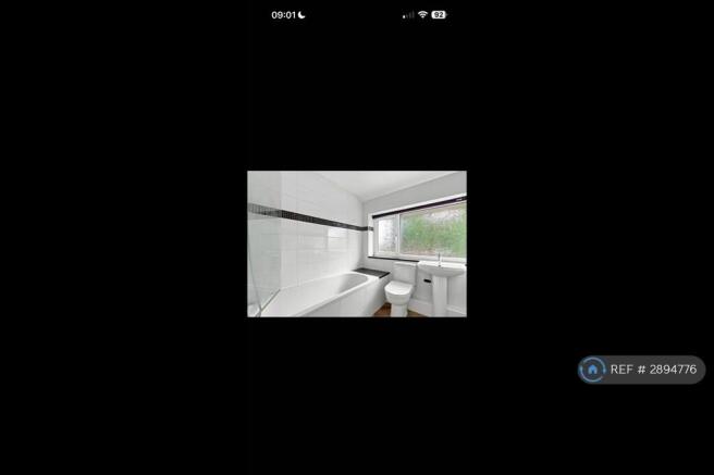 3 bed Semi-Detached to rent Image 10