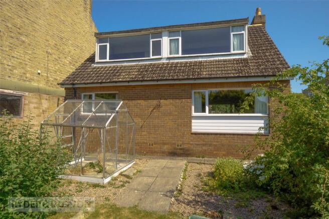3 bed Detached Bungalow for sale Image 10