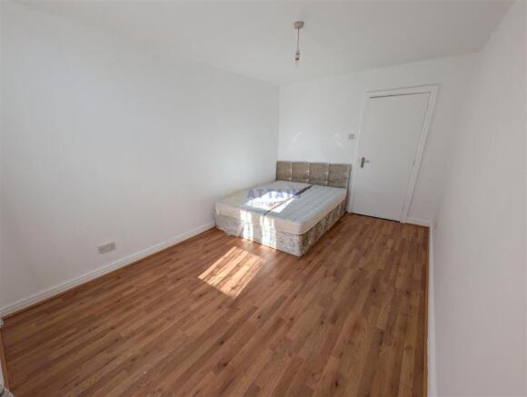 Bedroom.jpg