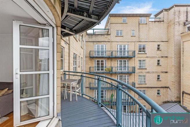Andrew Purnell-Flat 231 Wimbledon Central-11_lo.jp