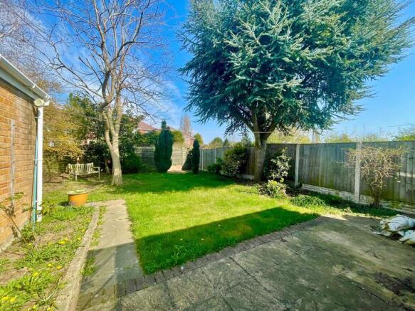 2 bed Detached Bungalow for sale Image 11