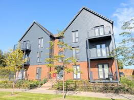 76, Moat Road, Horsham RH12 6AF