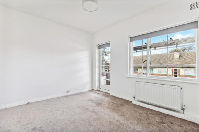 5 Bedroom.jpg