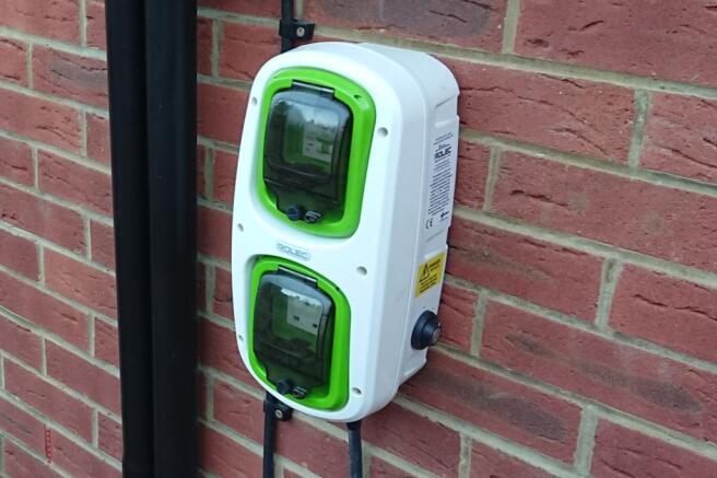 Electric car chargin