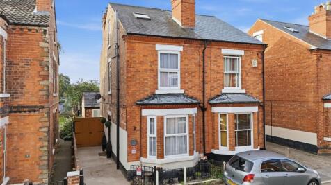 Chestnut Grove, West Bridgford, Nottingham, Nottinghamshire, NG2