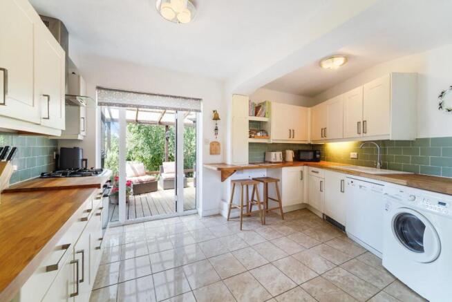 Orchard Close, Banstead, SM7 photo 4
