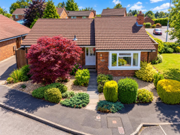4 The Lawns, Meadow View, Buckley CH7 3BX