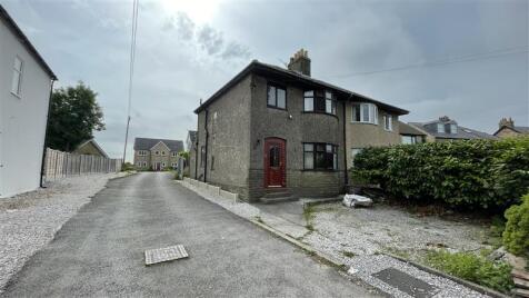 72 Brown Edge Road, Buxton, Derbyshire SK17 7AF