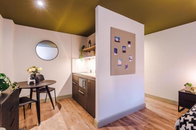 1 bed Flat to rent Image 4