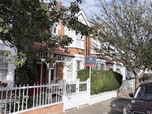 4-bed house on Speldhurst Road, London, £1,400,000