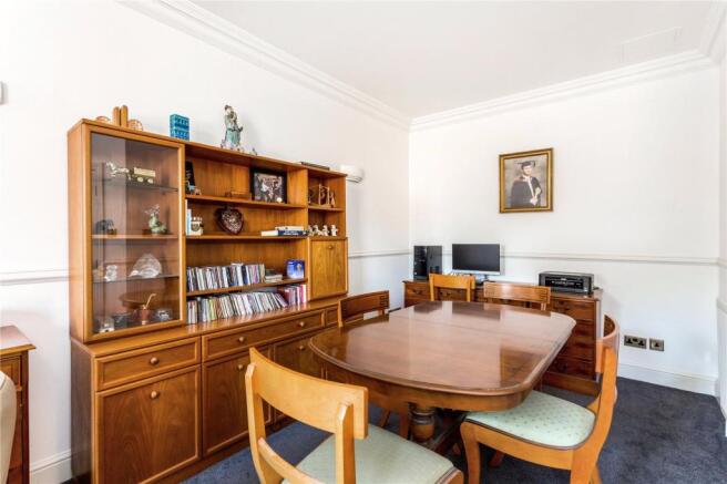 7 Ashfield House