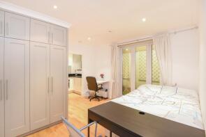 Flat D, Montrose Court, Princes Gate, London SW7 2QH
