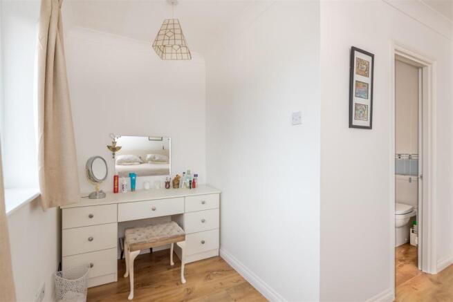 210923 - 22a Dunstable Street - 04.jpg