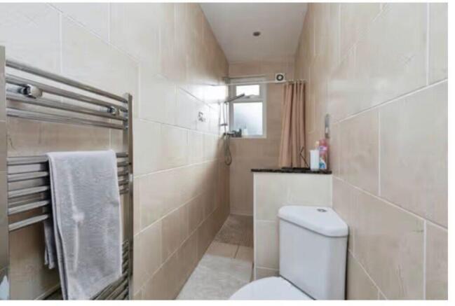 1 bed Flat for sale Image 8