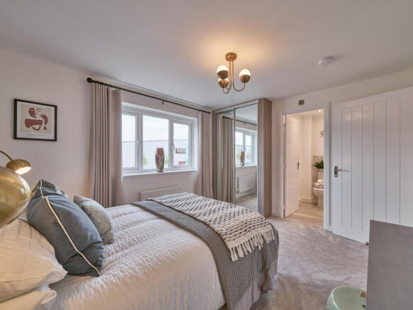 4 bed Detached for sale Image 7