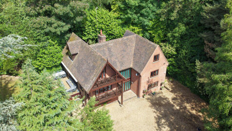 Viewlands Drive, Wightwick