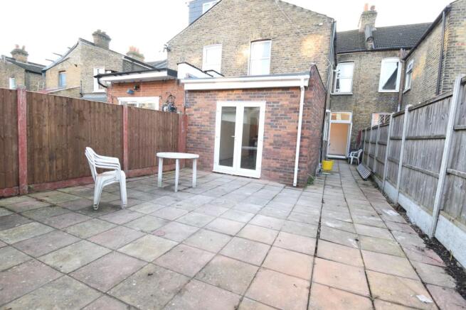 Garden_00001_02