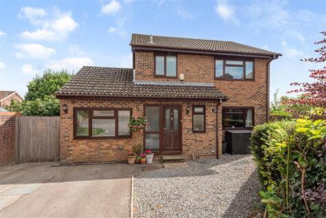 Sandalwood Close, Clanfield