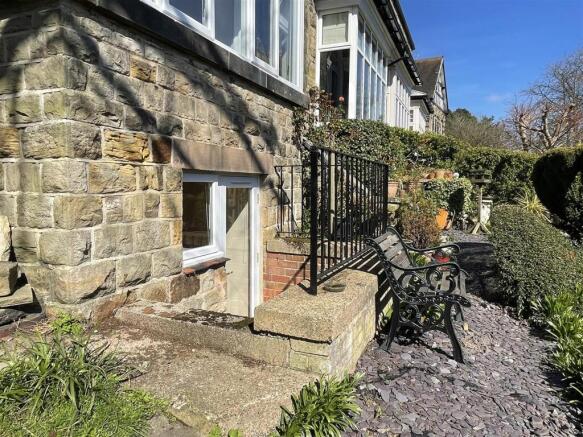 2 bed Duplex to rent Image 11