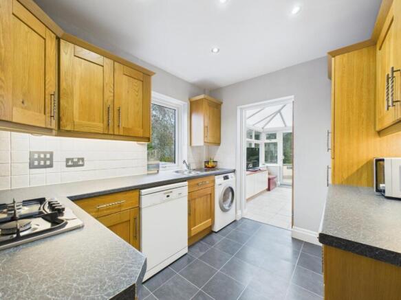 3 bed Semi-Detached for sale Image 9
