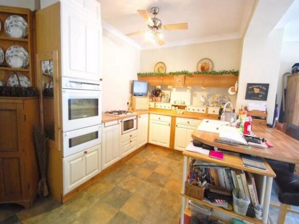 Photo 16