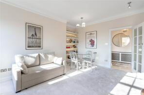 Flat 19, Eyre Court, Finchley Road, London NW8 9TT