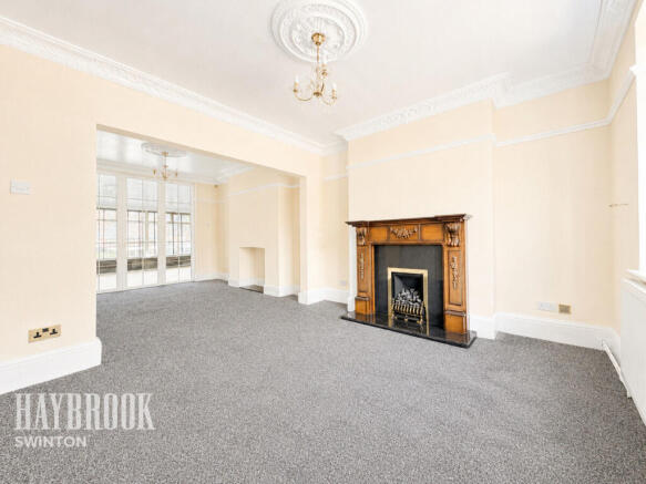 4 bed Detached for sale Image 5
