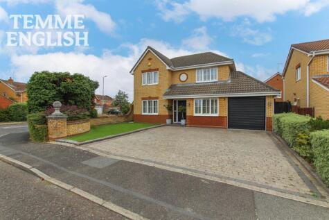 Iona Way, Wickford, SS12