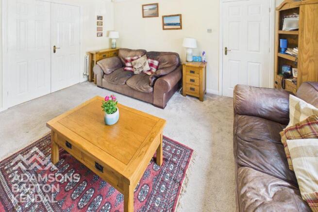 Richmond Close, Burnedge ,OL16  photo 4