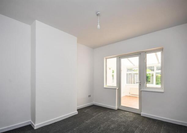 105 Green Lane-9.jpg