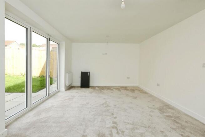 4 bed Detached for sale Image 7
