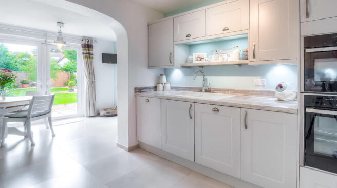 Kitchen/breakfast...