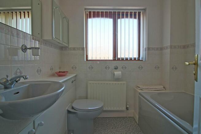 61 Brackenbury Bathr